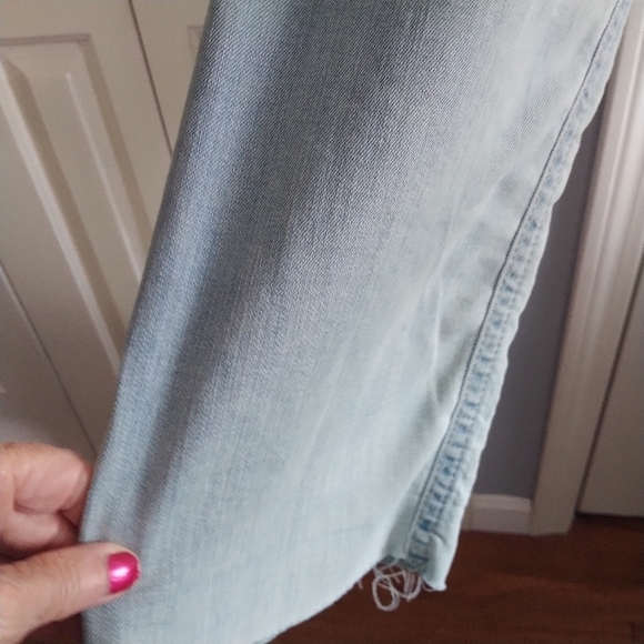 Seven7 Weekend Jean Boyish Style Rolled Cuff Hem Easy Fit Jean 12 - Picture 7 of 12